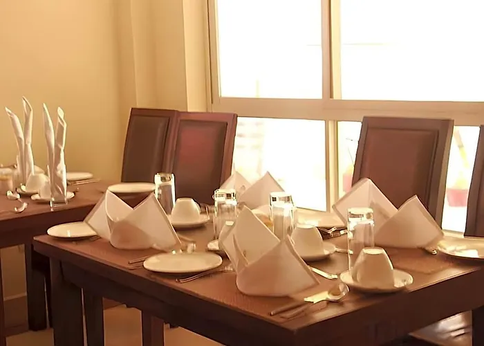 Dom Himalaya Hotel 4*