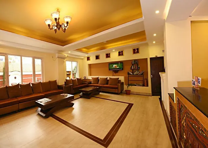 Dom Himalaya Hotel 4*